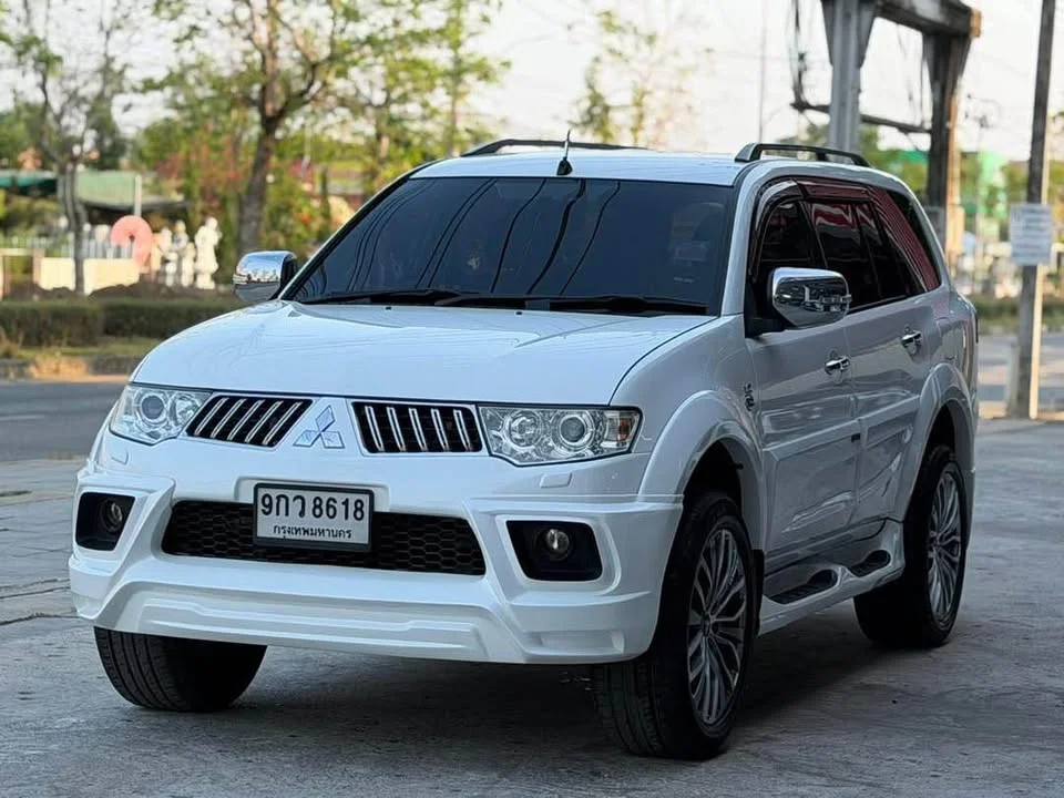 2012 Mitsubishi Pajero Sport II 3