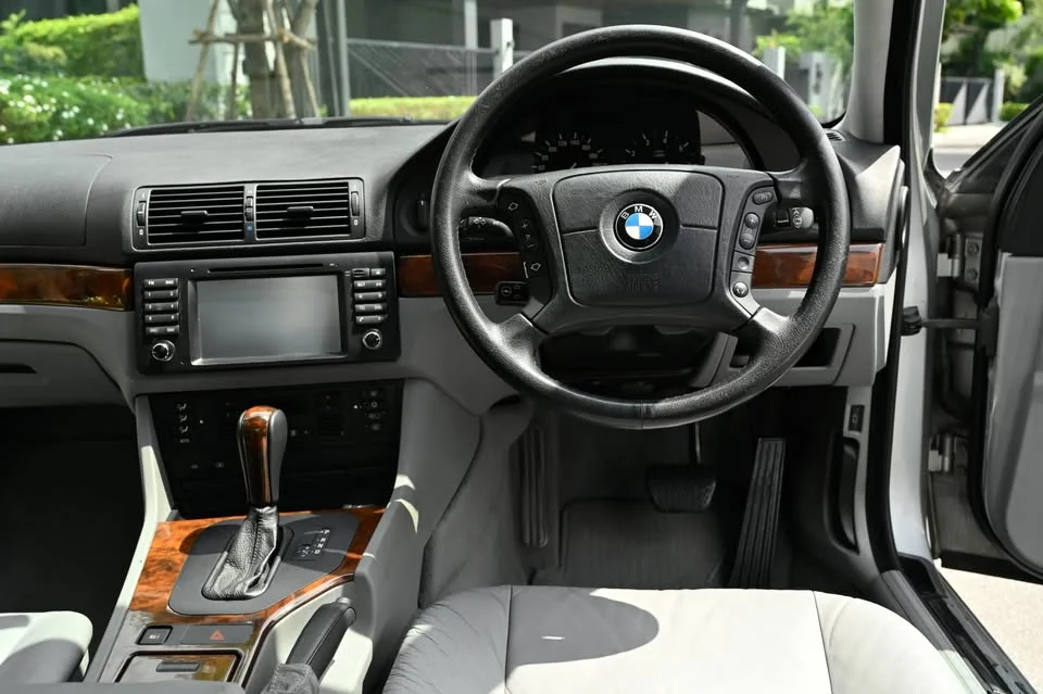 2001 BMW 5er E39 3