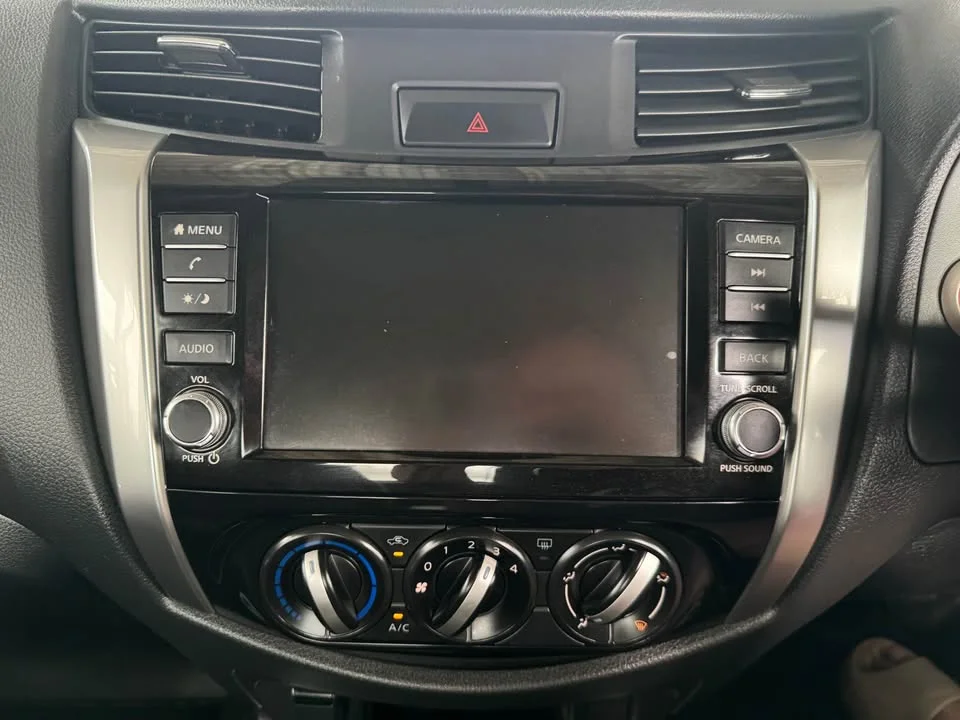 2023 Nissan Navara III 2