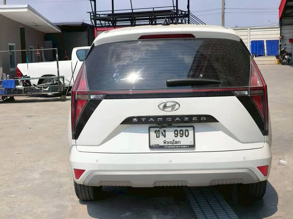 2023 Hyundai Stargazer KS 2