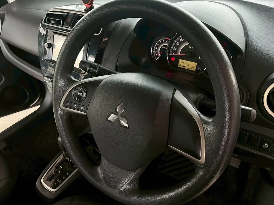 2016 Mitsubishi Mirage VI 2