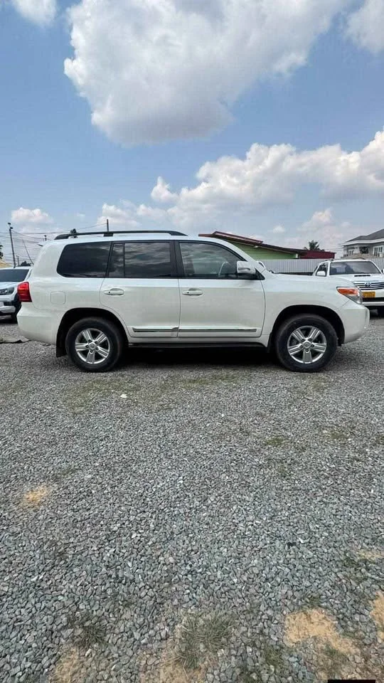2015 Toyota Land Cruiser J200 2