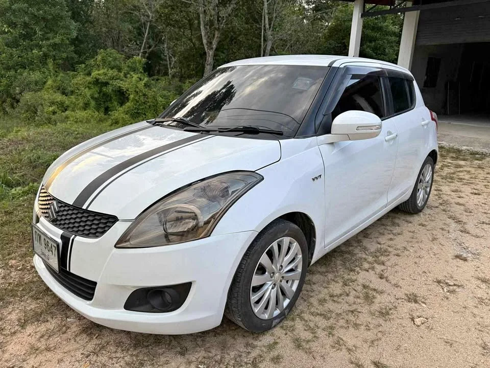 2013 Suzuki Swift II 2