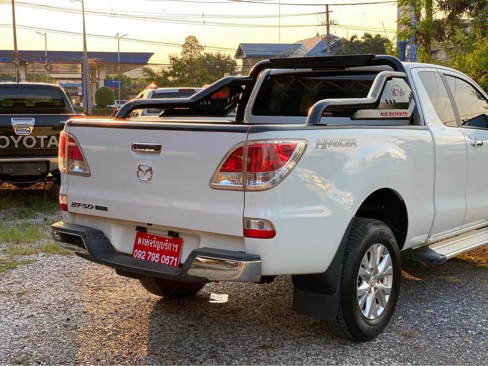 2013 Mazda BT-Series II 2