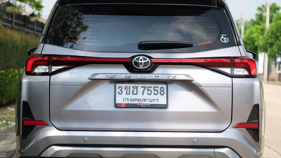 2023 Toyota Veloz III 2