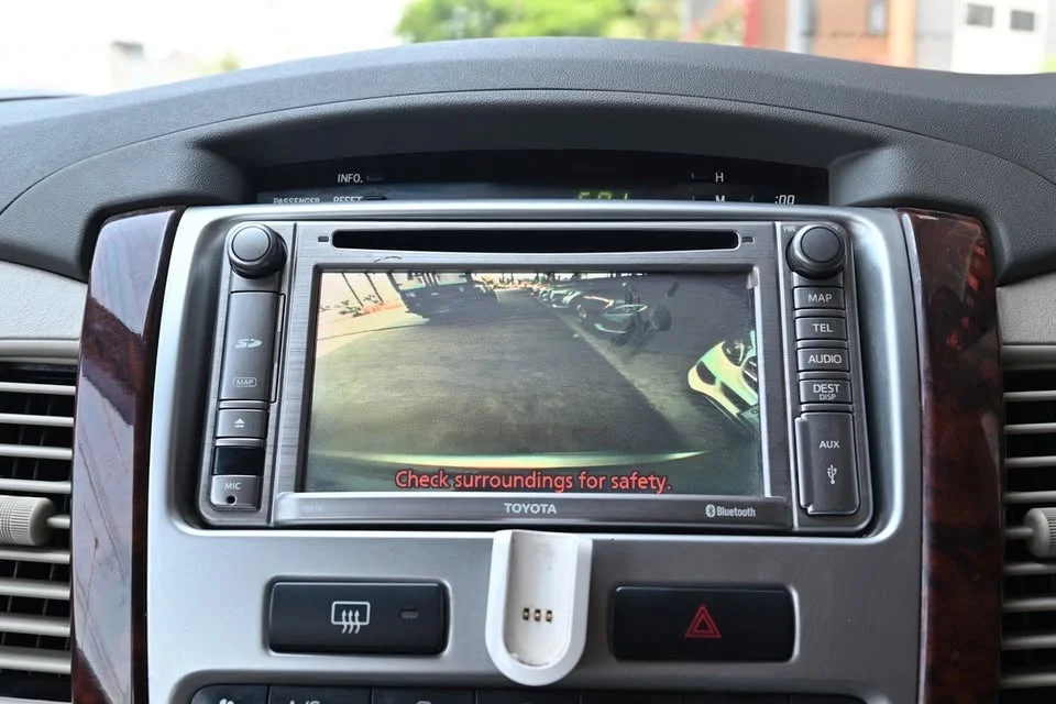 2013 Toyota Innova I 3