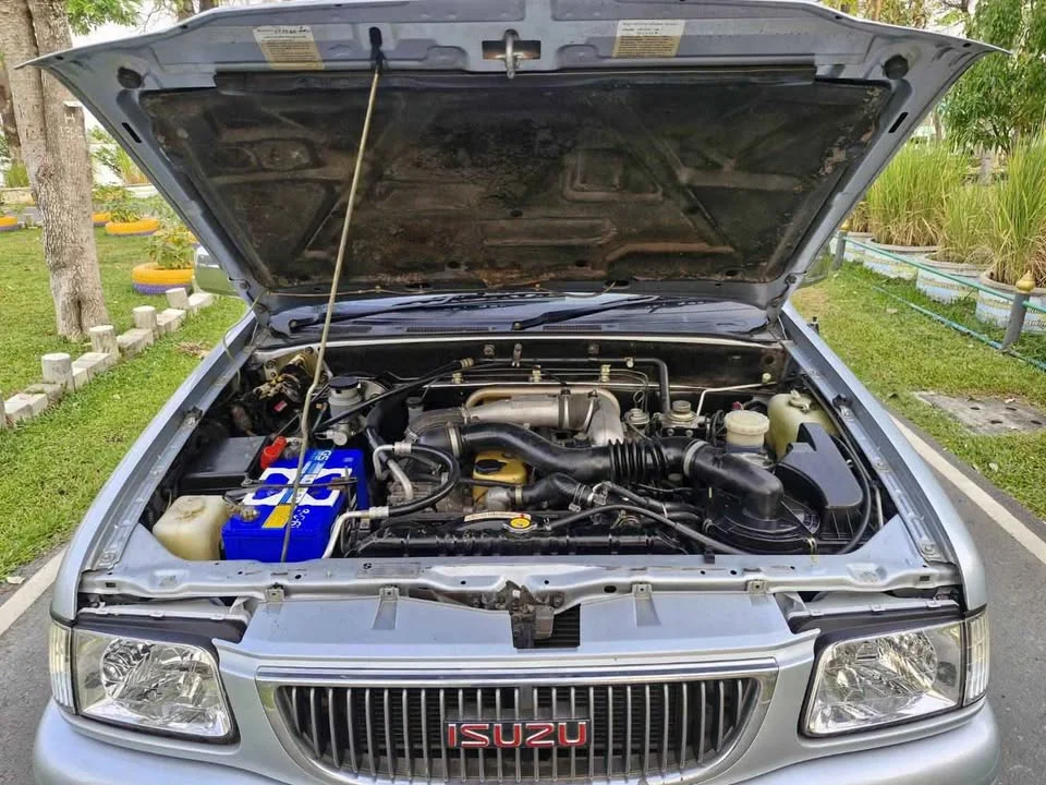 2000 Isuzu Faster Dragon Eyes III 2