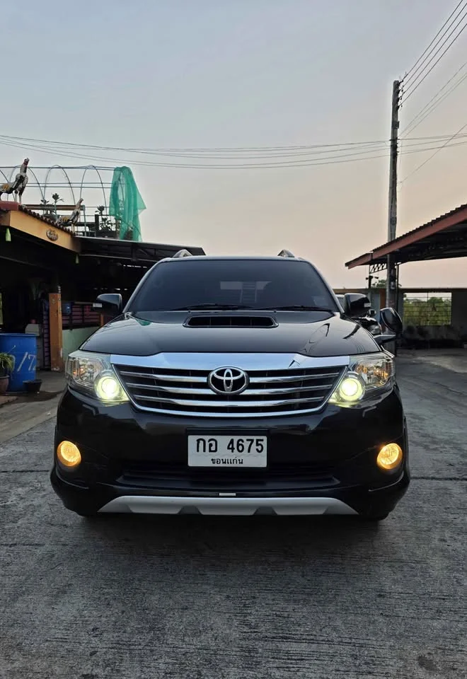 2013 Toyota Fortuner I 3