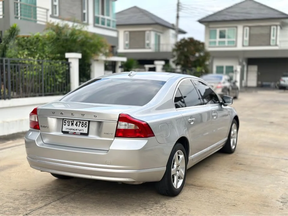 2010 Volvo S80 II 2