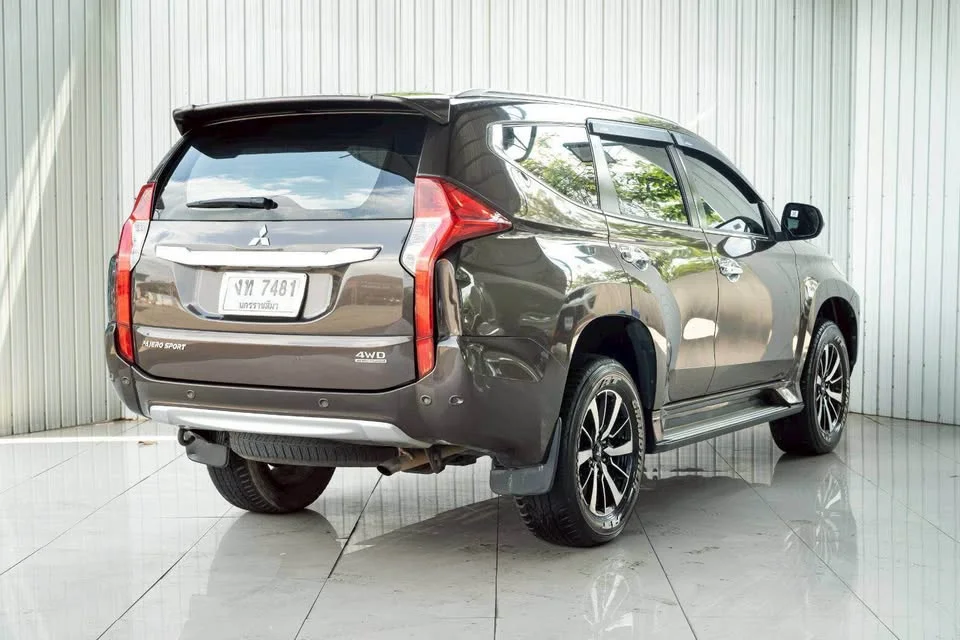 2016 Mitsubishi Pajero Sport III 3