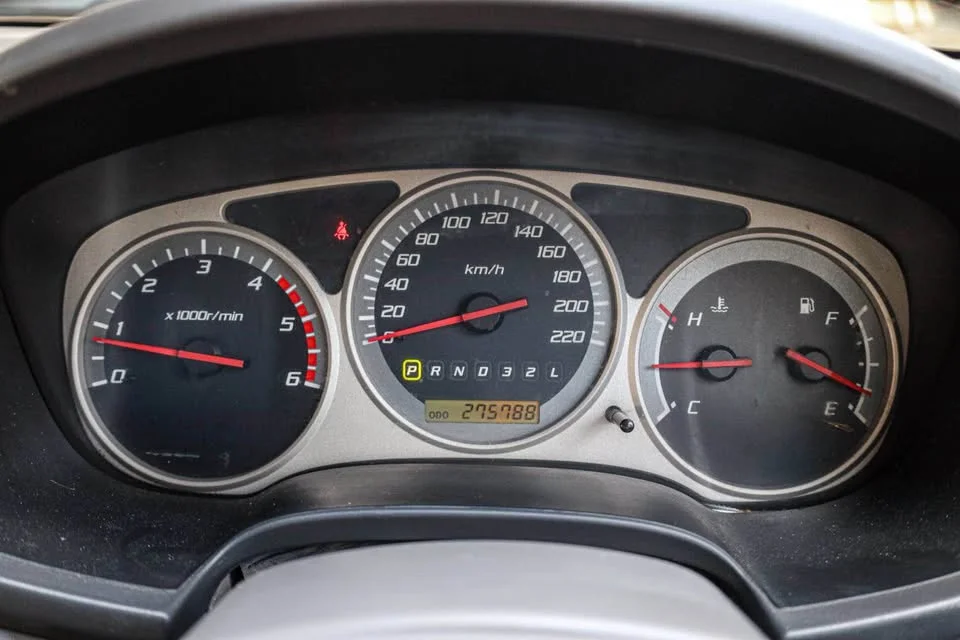 2006 Isuzu MU-7 2