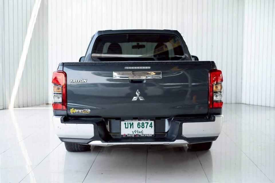 2022 Mitsubishi Triton V 3