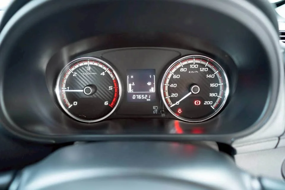 2022 Mitsubishi Triton V 2