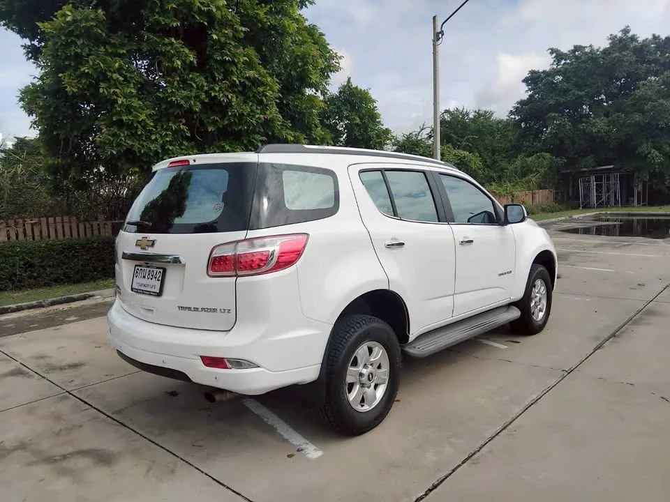 2013 Chevrolet TrailBlazer II 2