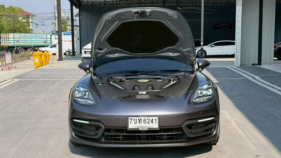2021 Porsche Panamera II 2