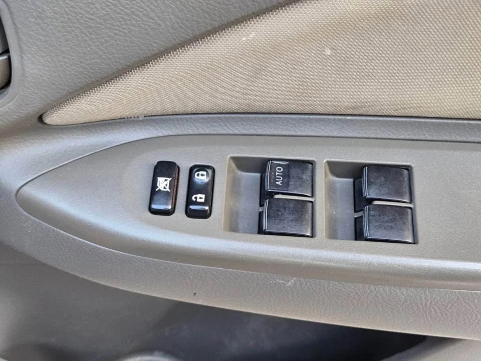 2010 Toyota Vios II 2