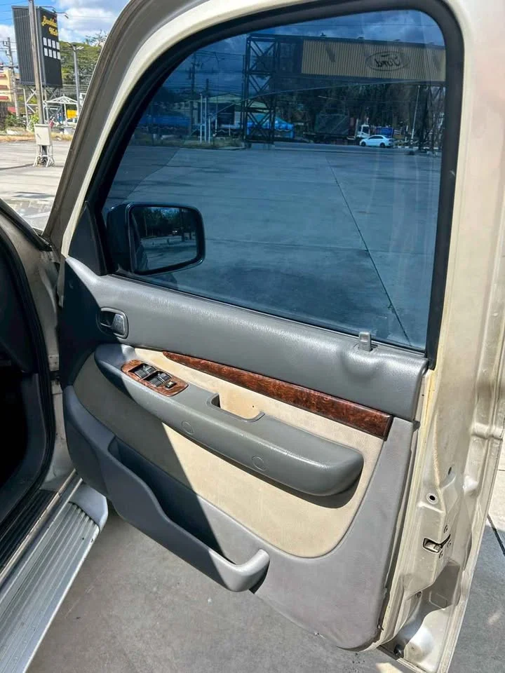 2003 Ford Everest I 2