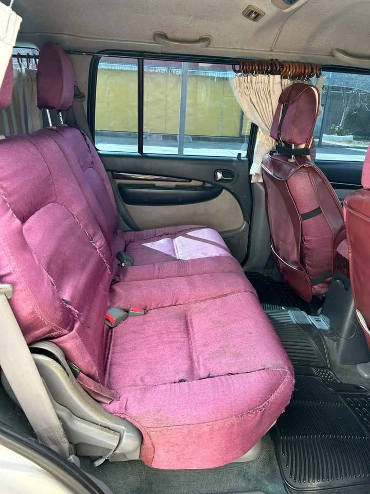 2003 Ford Everest I 3