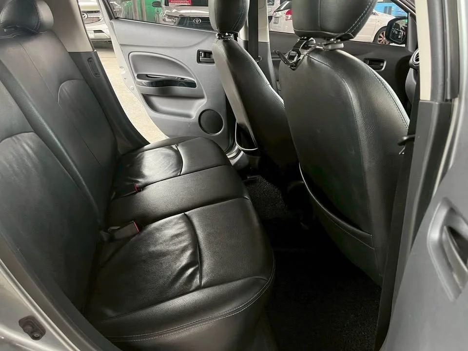 2016 Mitsubishi Mirage VI 2
