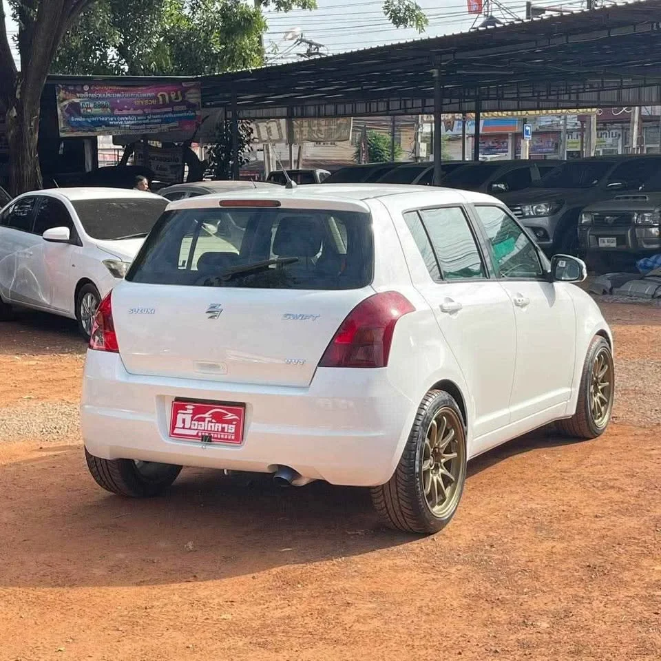 2011 Suzuki Swift I 2