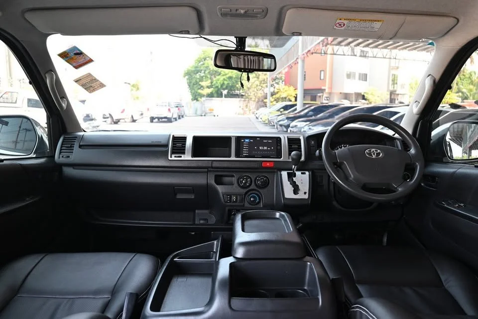 2019 Toyota HiAce V (H200) 3
