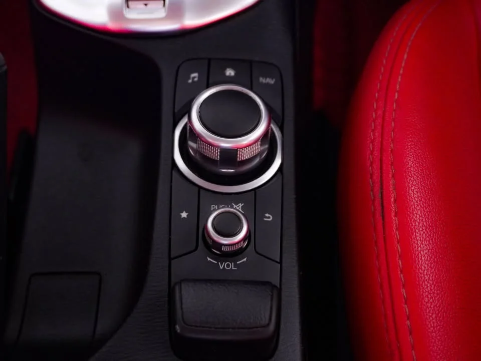 2019 Mazda 2 III 2