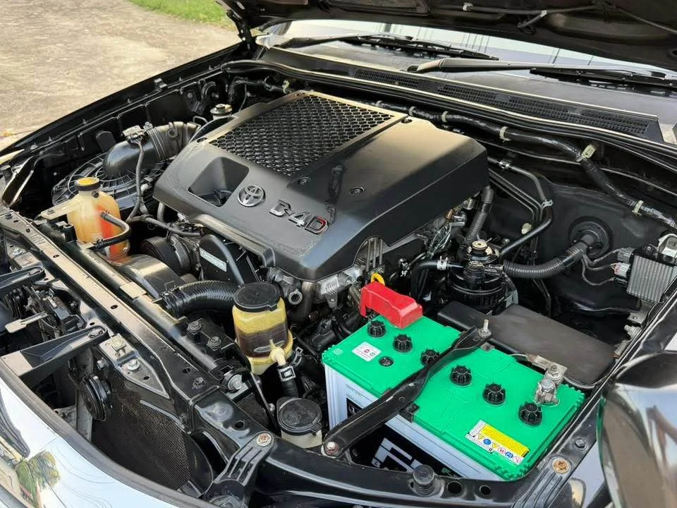2012 Toyota Fortuner I 2