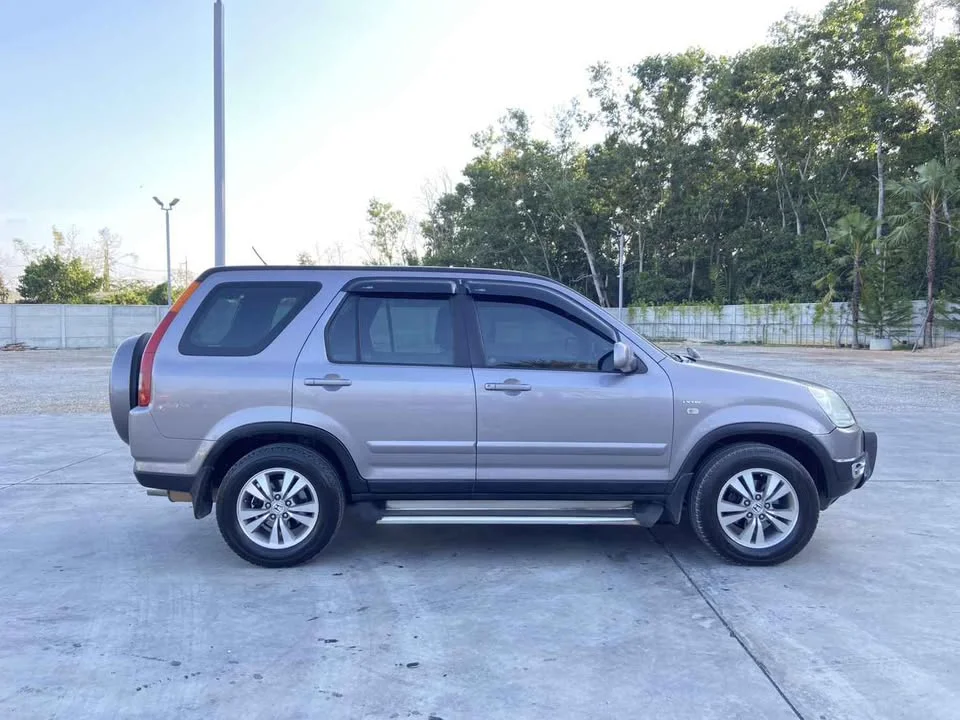 2002 Honda CR-V II 2