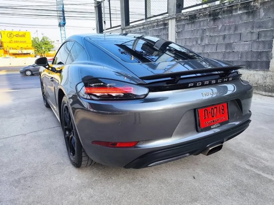 2018 Porsche 718 Boxster and Cayman IV 3