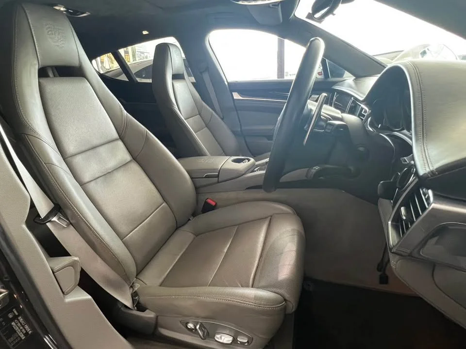 2012 Porsche Panamera I 2