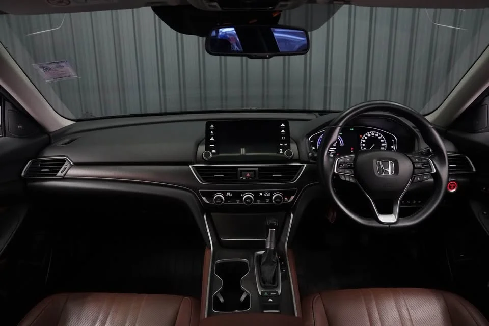 2019 Honda Accord X 2