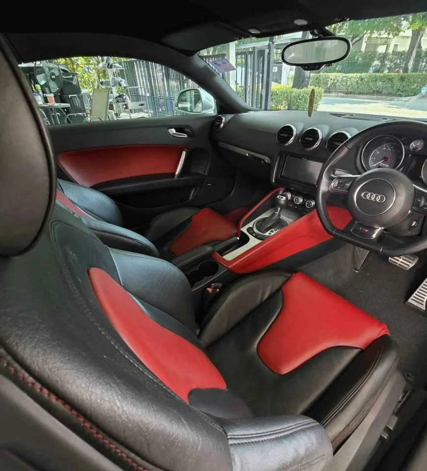 2011 Audi TT Mk2 3