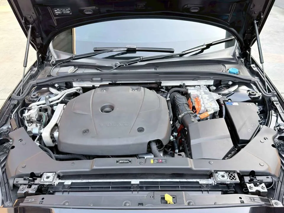 2022 Volvo V60 II 2