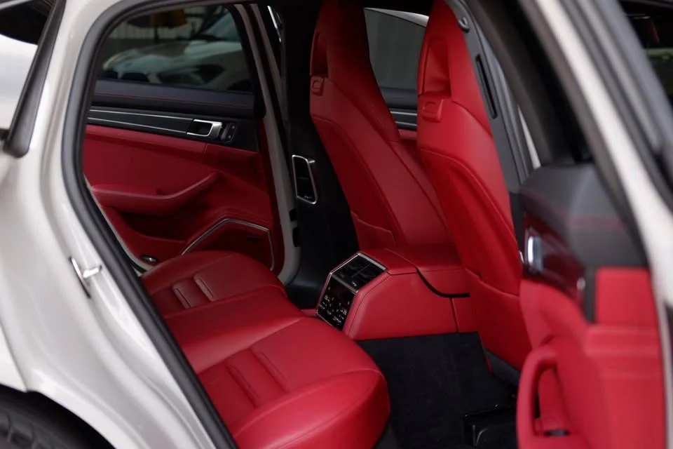 2023 Porsche Panamera II 3