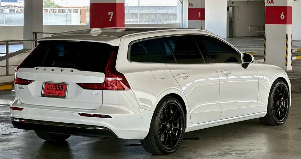 2022 Volvo V60 II 3