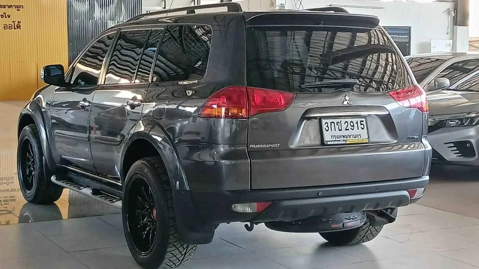 2014 Mitsubishi Pajero Sport II 2