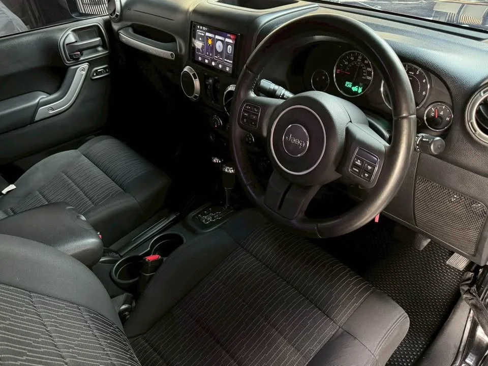 2013 Jeep Wrangler JK 2