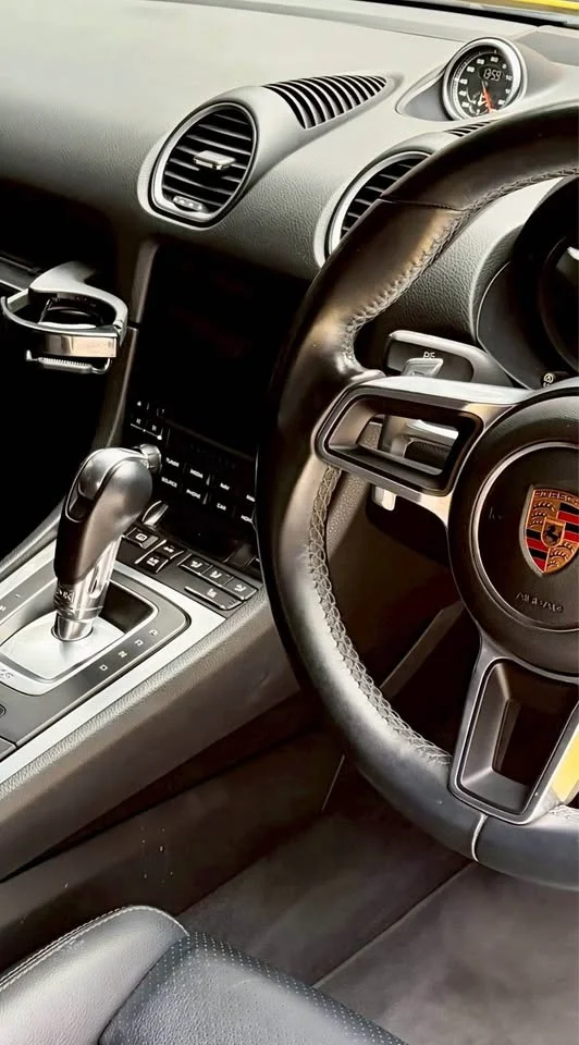 2017 Porsche 718 Boxster and Cayman IV 3