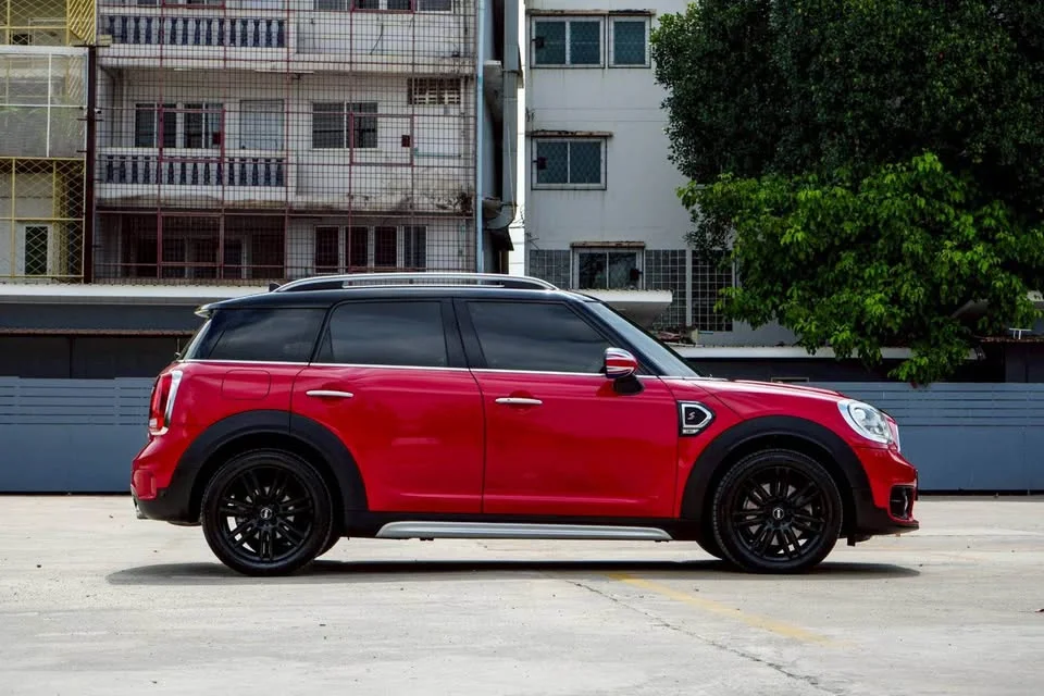 2020 Mini Countryman II 2