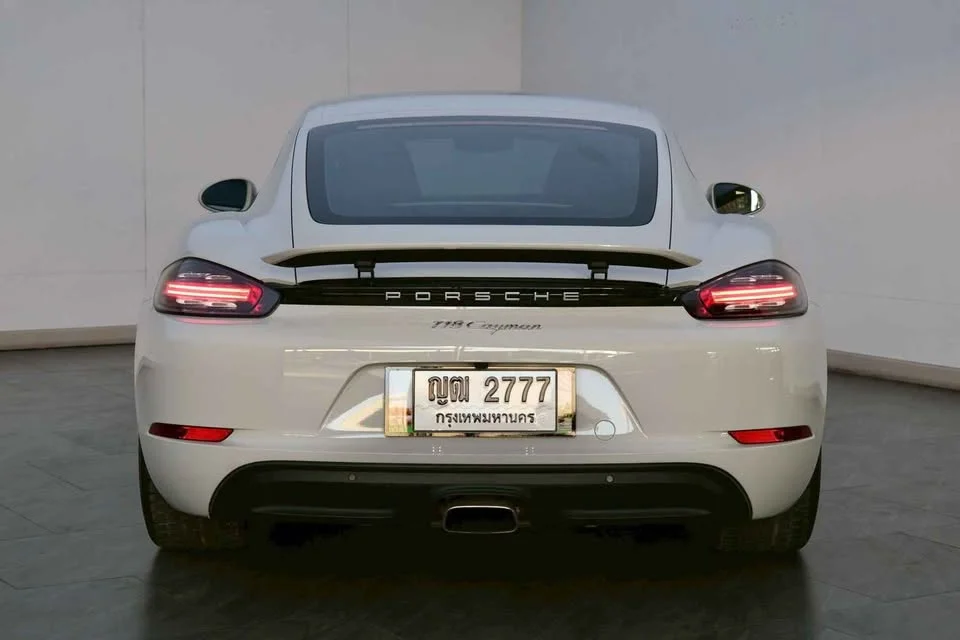 2018 Porsche 718 Boxster and Cayman IV 3