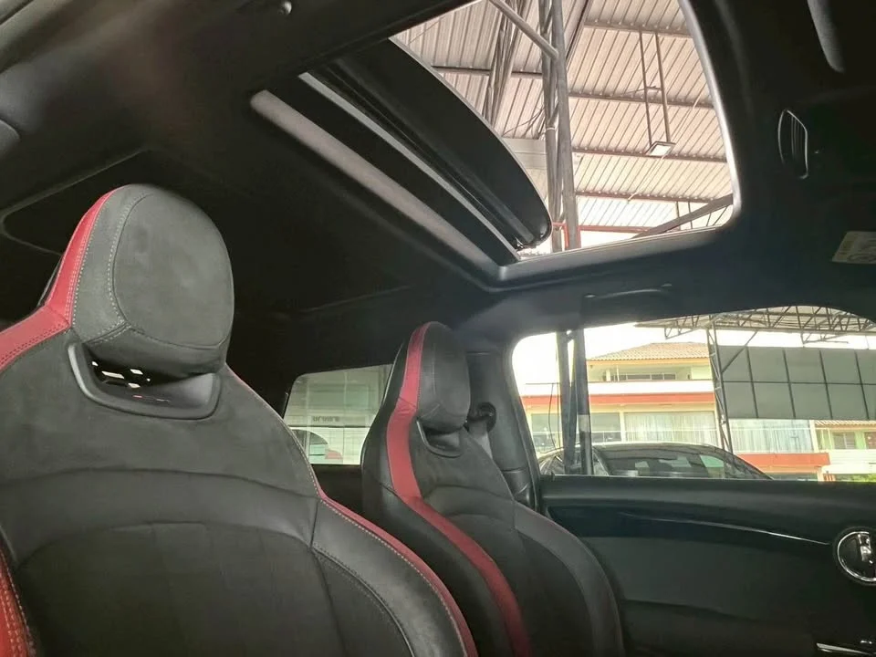 2018 Mini Hatch  III 3
