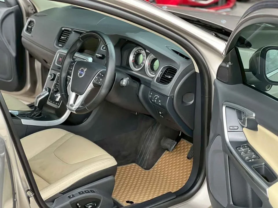 2013 Volvo V60 I 2