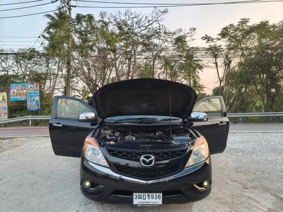 2012 Mazda BT-Series II 2