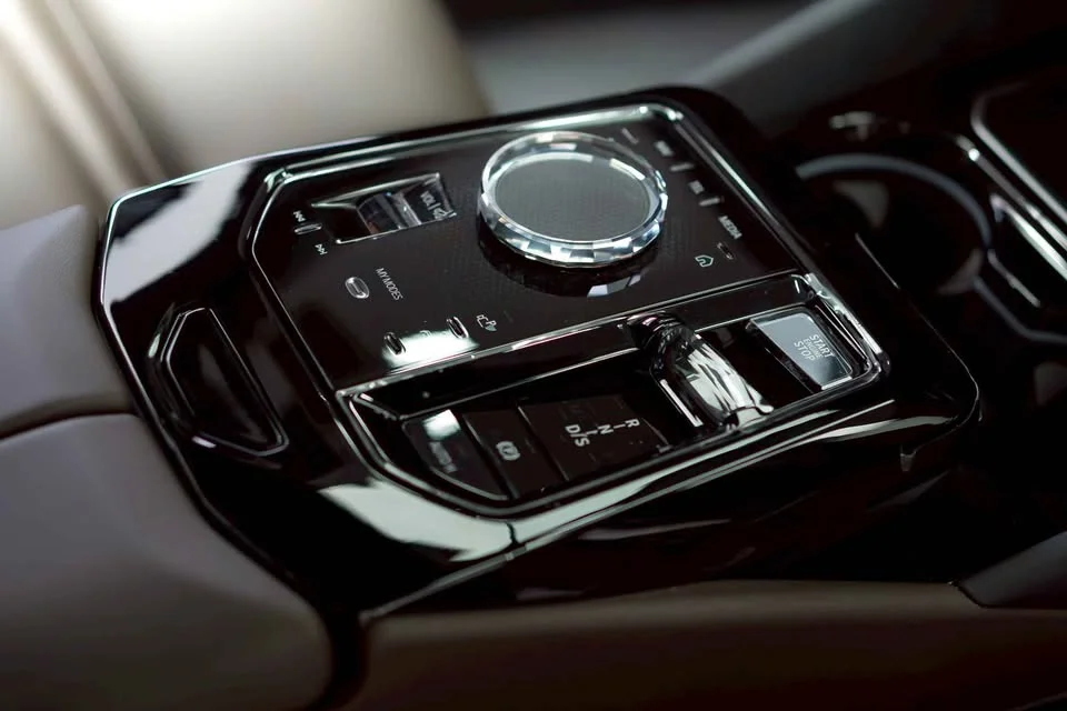 2025 BMW 5er VIII 2