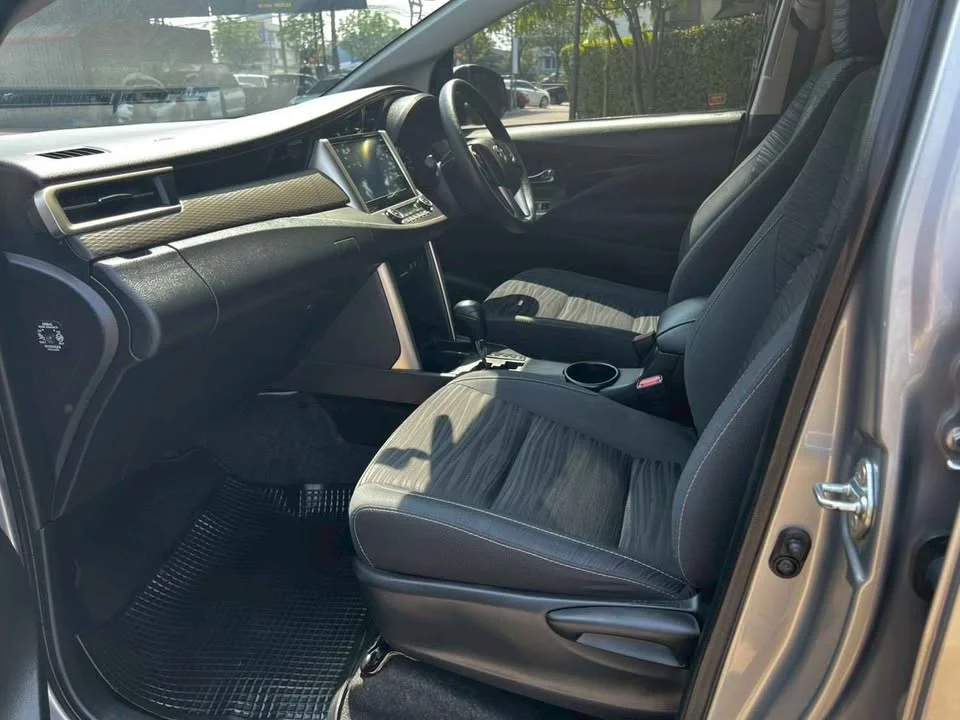 2021 Toyota Innova II 3