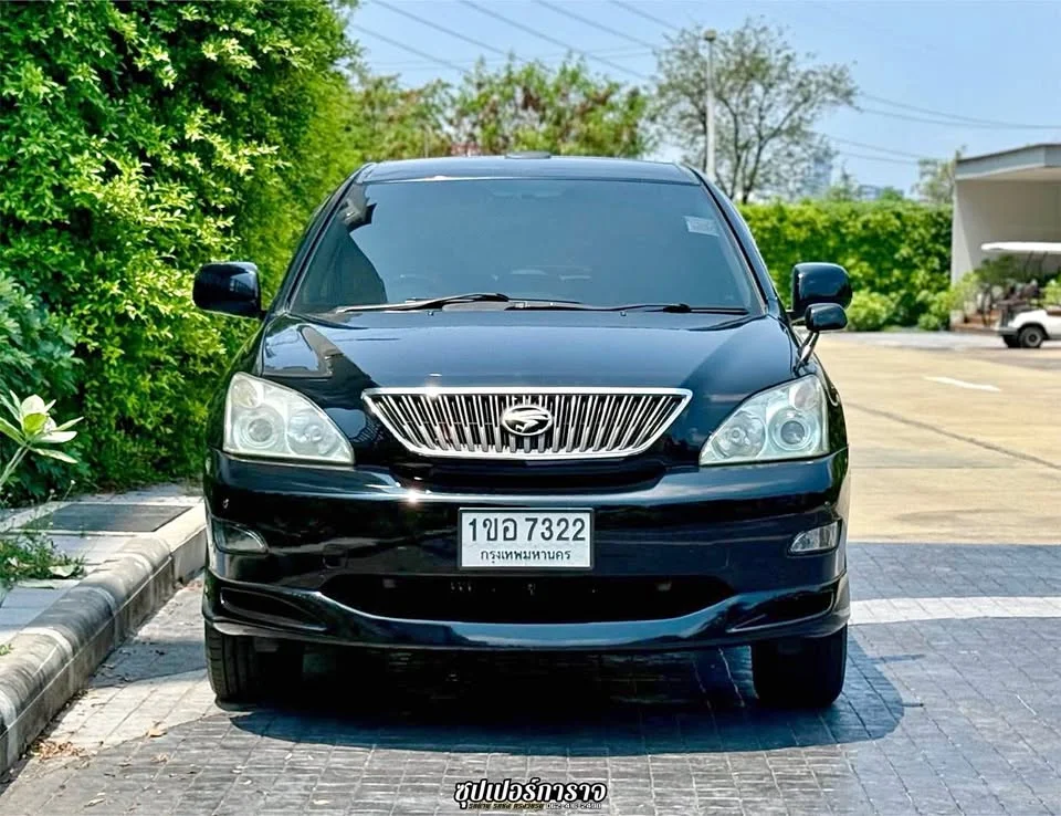 2005 Toyota Harrier II 2