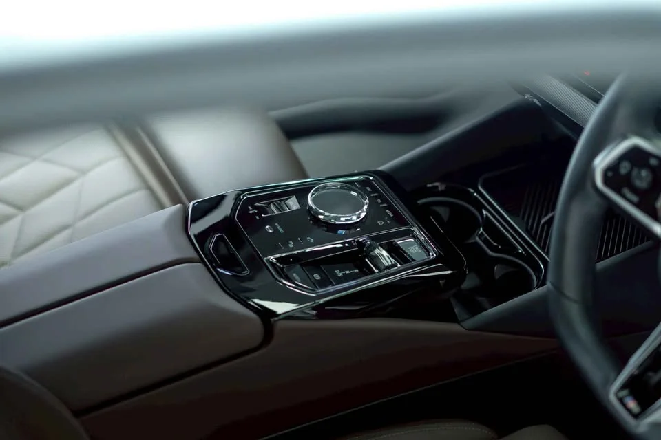 2025 BMW 5er VIII 2