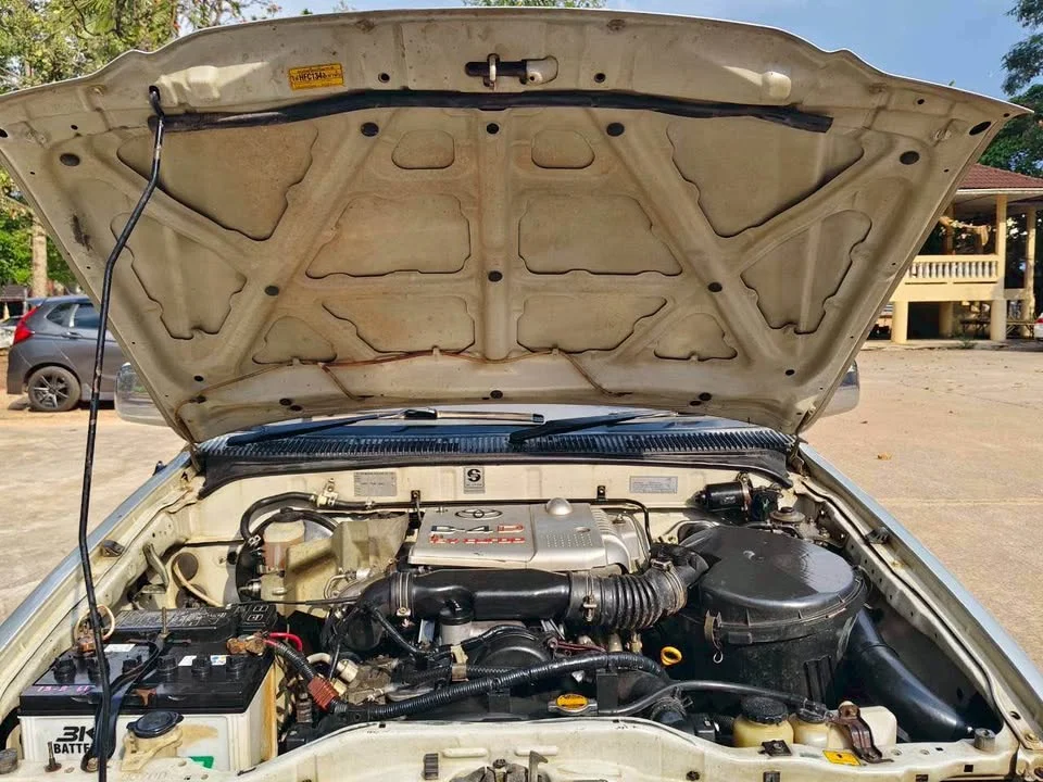2003 Toyota Hilux Tiger VI 2