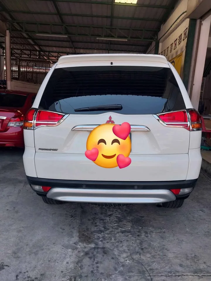 2010 Mitsubishi Pajero Sport II 2