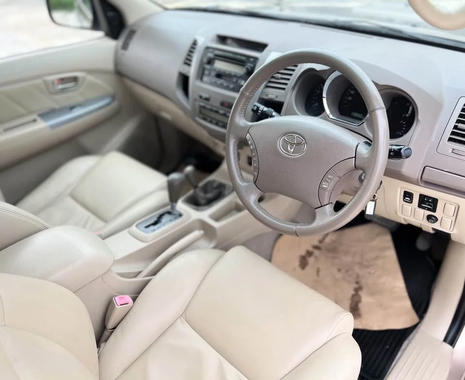 2007 Toyota Fortuner I 3